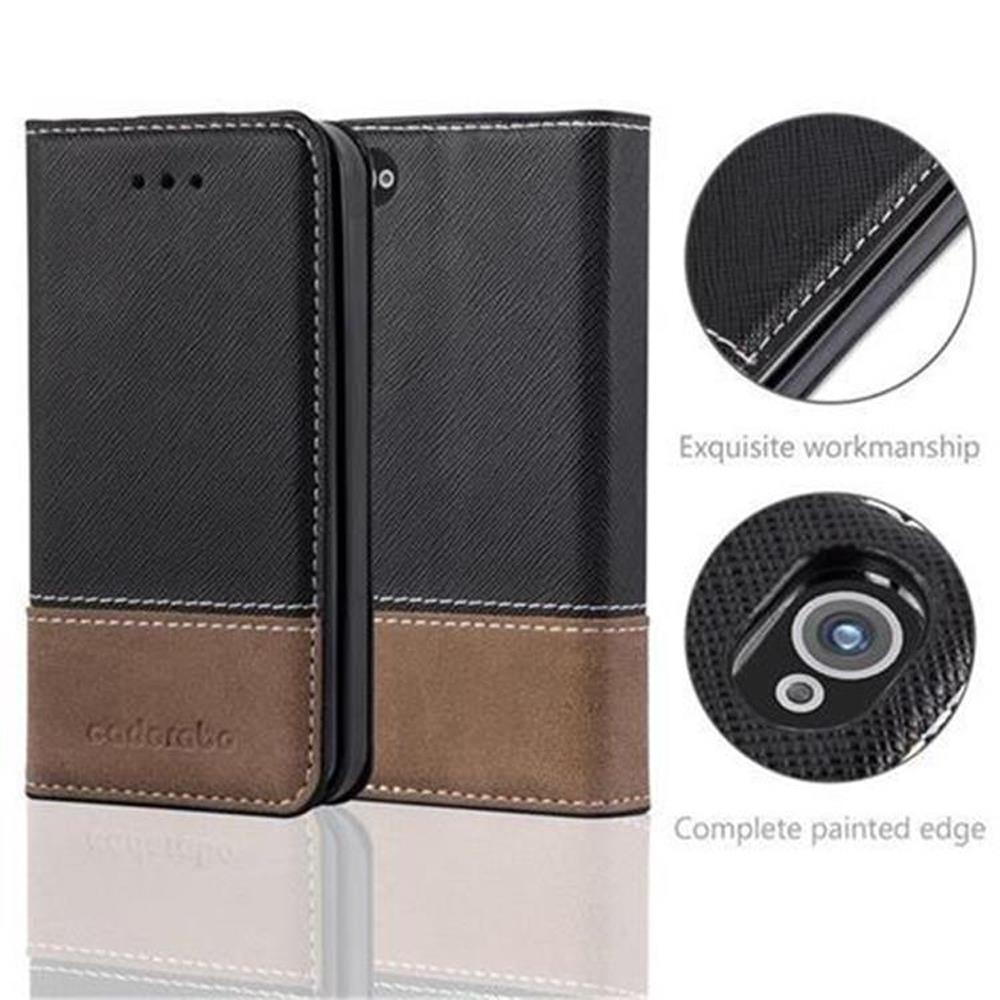 Custodia per telefono nera e marrone con cuciture e dettagli fotocamera.
