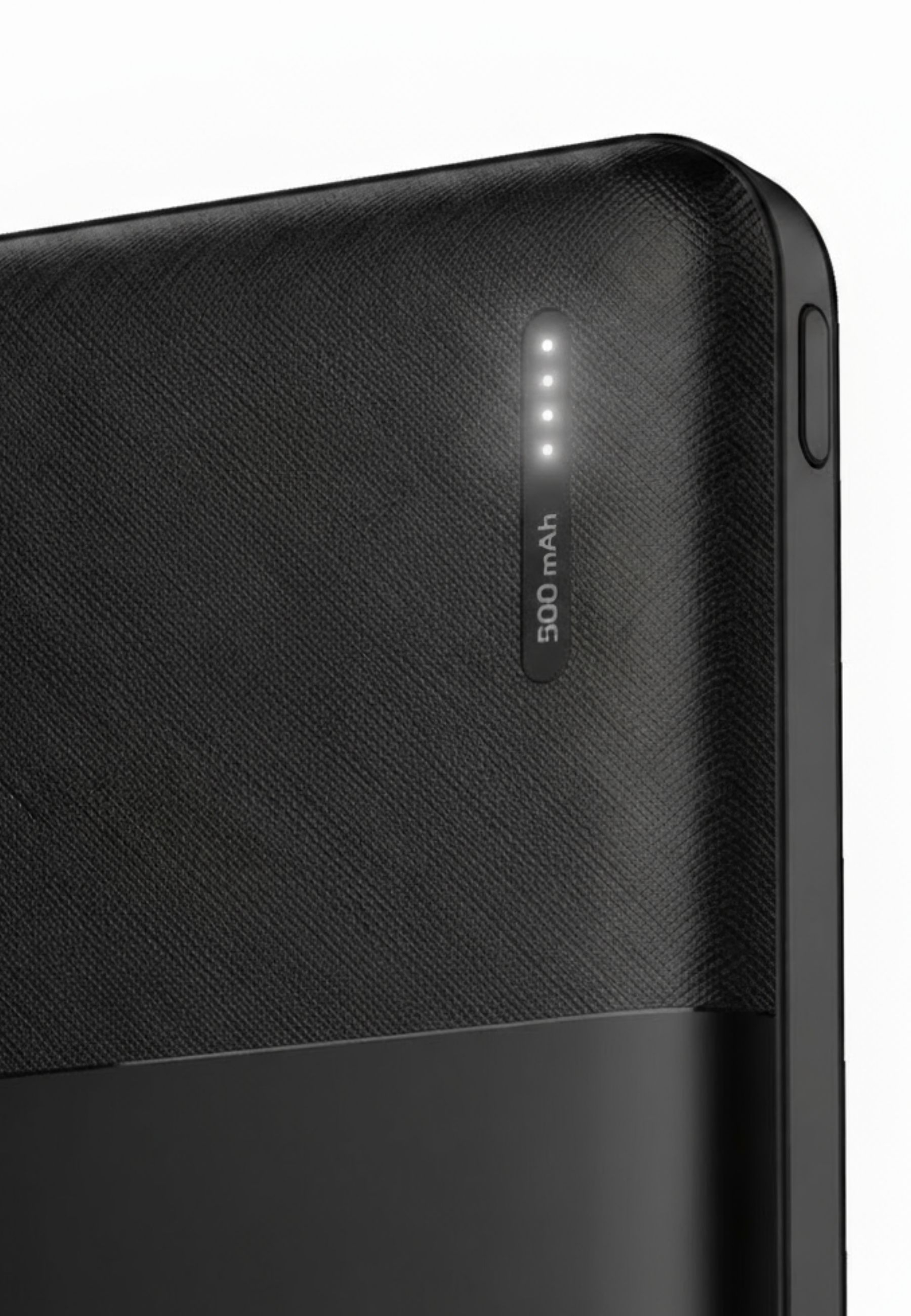Power bank nera con 4 spie di carica e etichetta da 500 mAh.