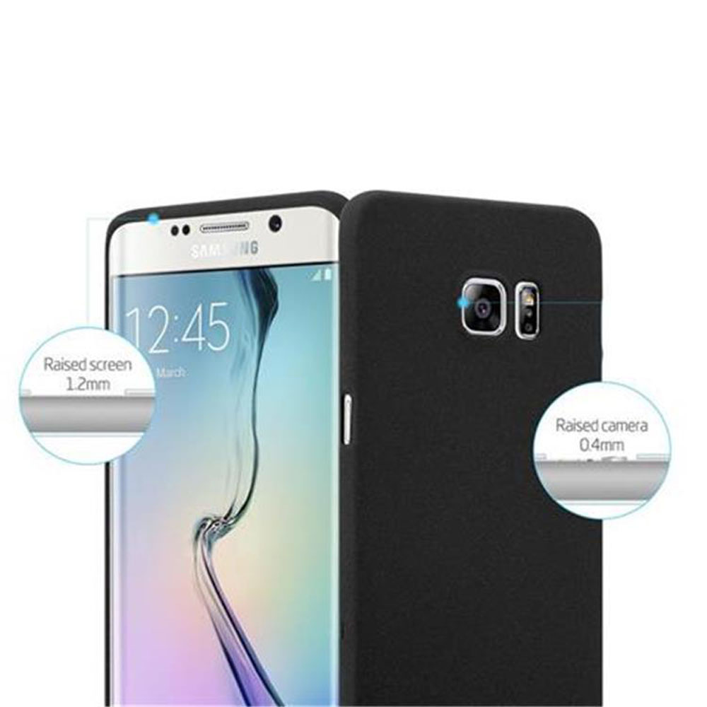 Un Samsung nero in custodia protettiva. Lo schermo mostra le 12:45.