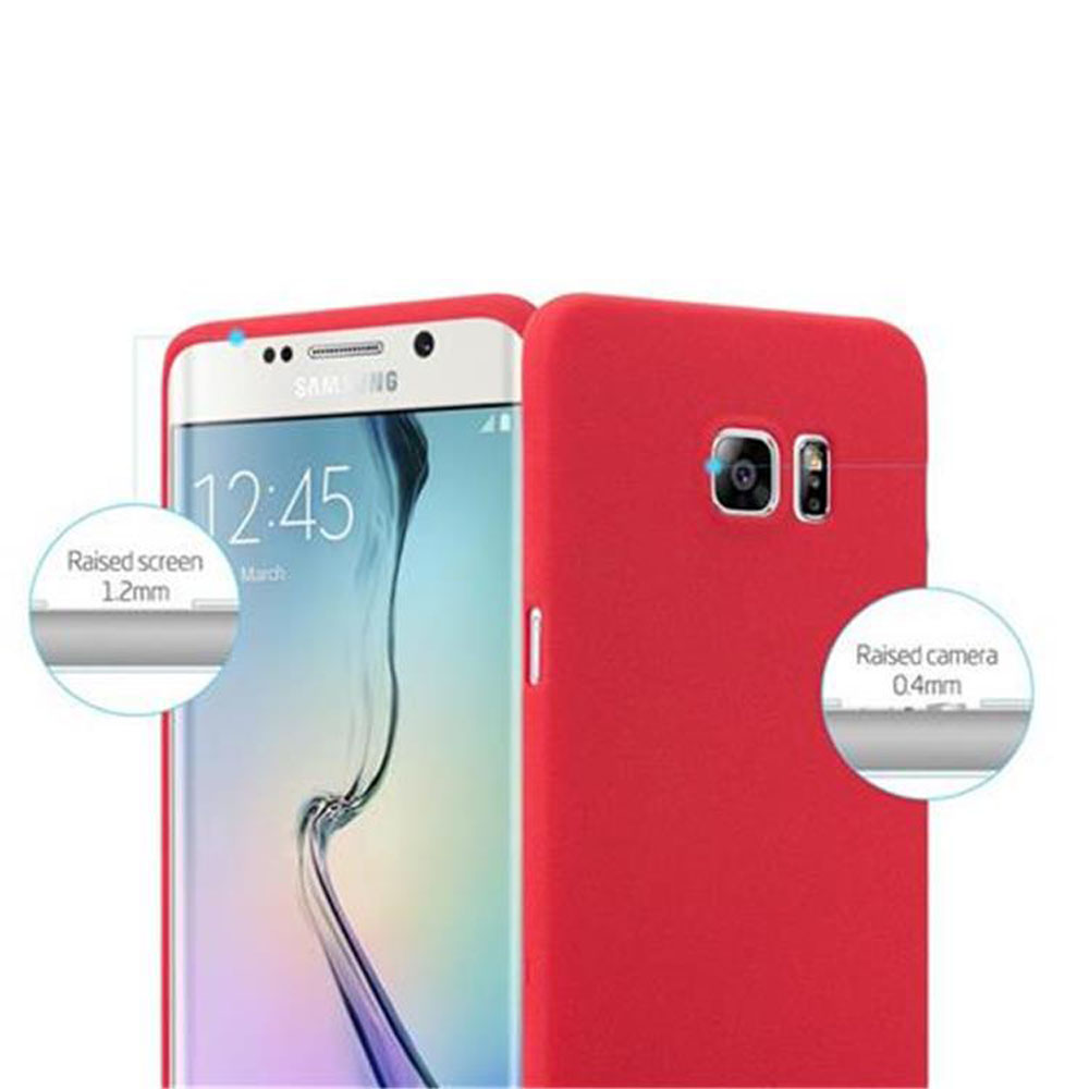 Una custodia rossa per telefono mostra uno smartphone con ora 12:45 e fotocamera posteriore.