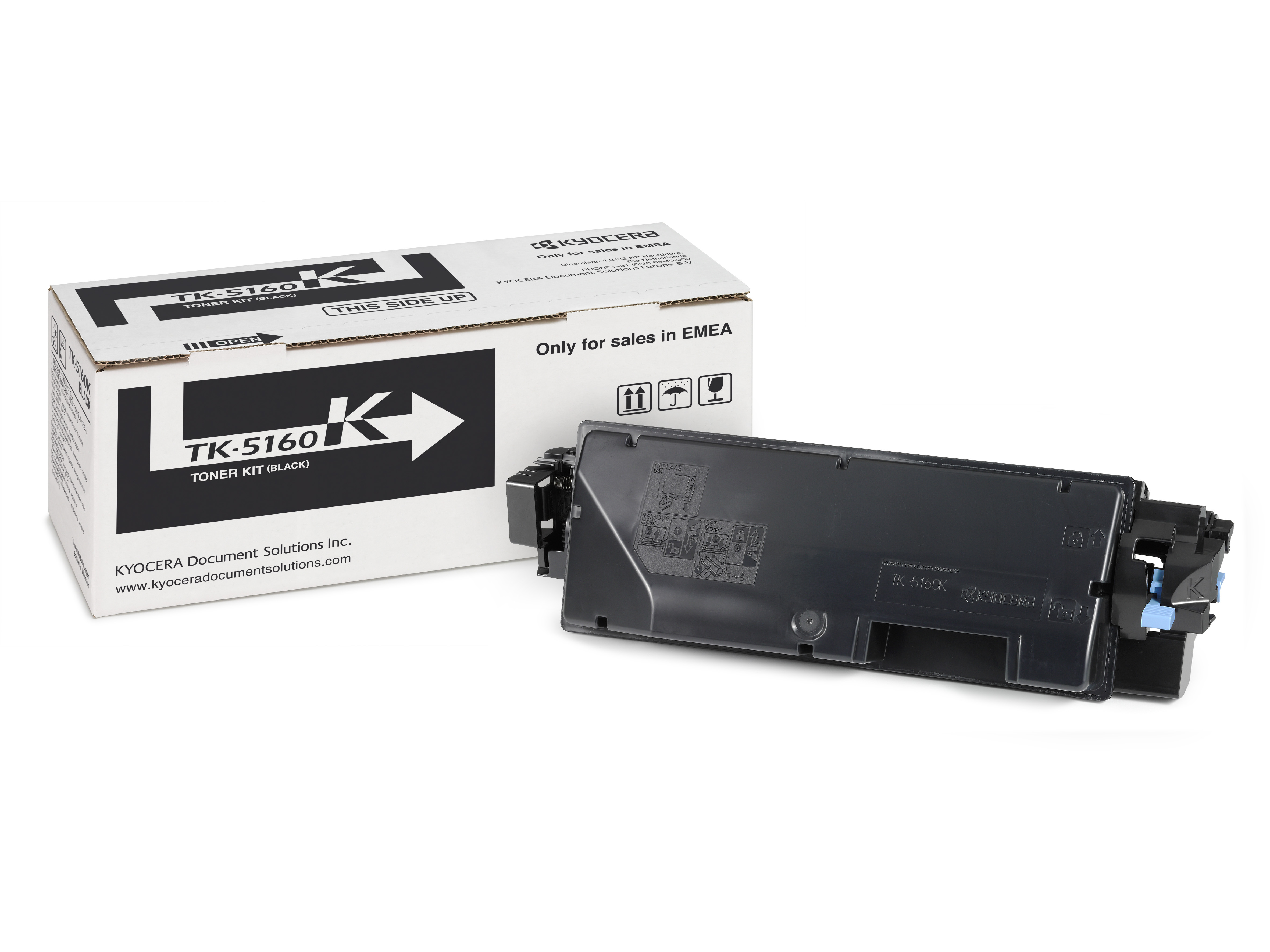 Een Kyocera TK-5160 tonercartridge (zwart) en verpakking.