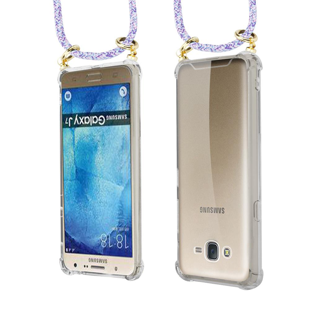 Un telefono Samsung Galaxy J7 in una custodia trasparente con cordino.