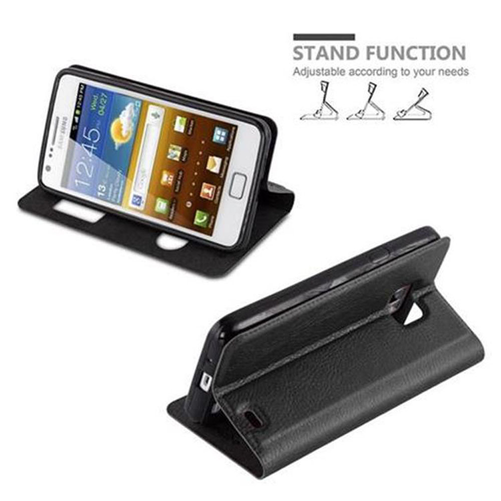 Teléfono inteligente negro en funda de cuero con función de soporte. Vistas superior e inferior.