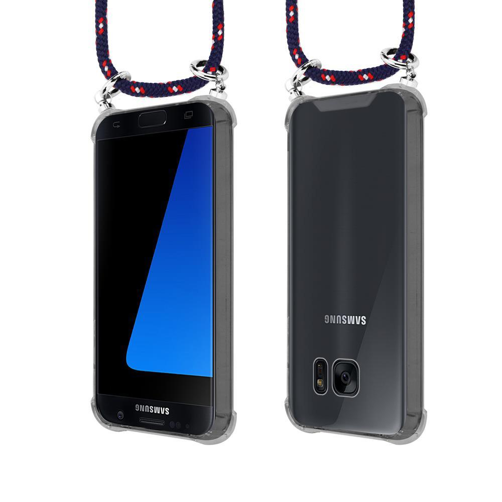 Uno smartphone in custodia trasparente con laccetto, viste frontale e posteriore.