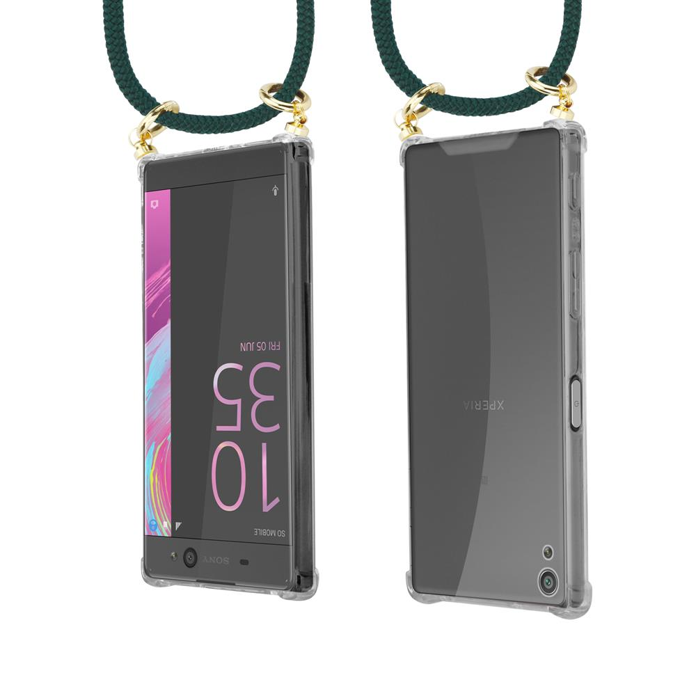 Zwei Smartphones mit transparentem Case und Halsband vor weißem Hintergrund.