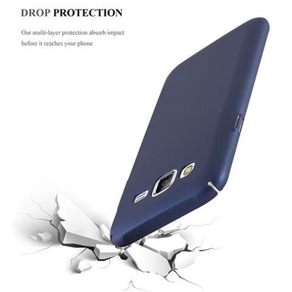 Custodia blu scuro per telefono con protezione anti-caduta, che cade su terreno crepato.