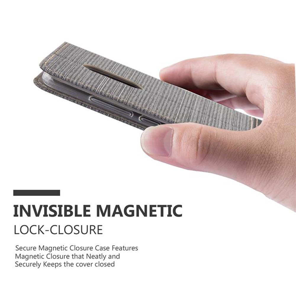 Hand hält eine graue Handyhülle mit magnetischem Verschluss.