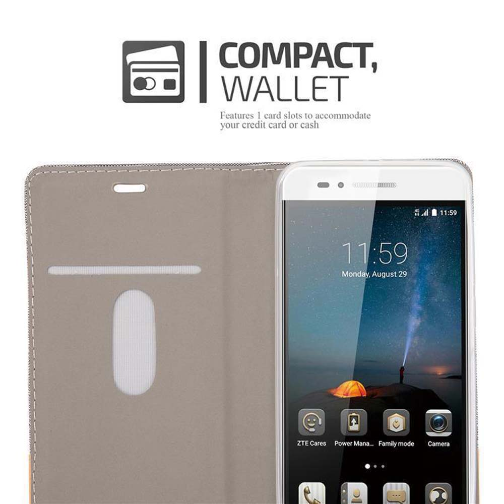 Uno smartphone in una custodia a portafoglio con slot per carte. Lo schermo mostra l'ora.