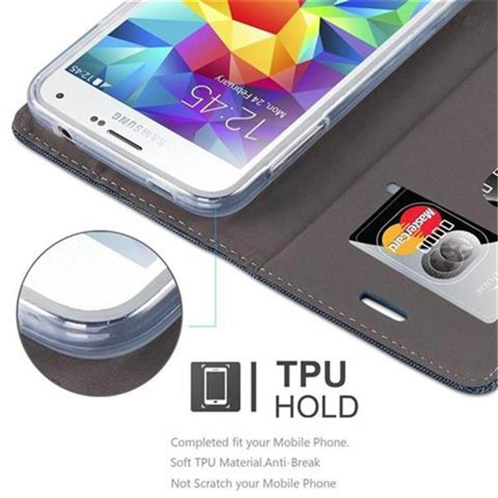 Ein Smartphone in einer braunen Hülle mit einer MasterCard.