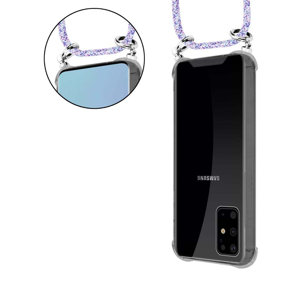 Un telefono Samsung nero in una custodia trasparente con laccetto.