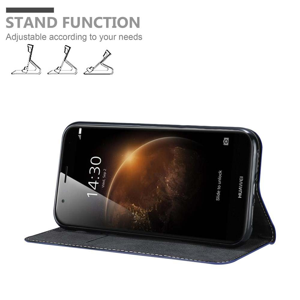 Uno smartphone in una custodia blu con funzione di supporto, visualizzato sullo schermo.