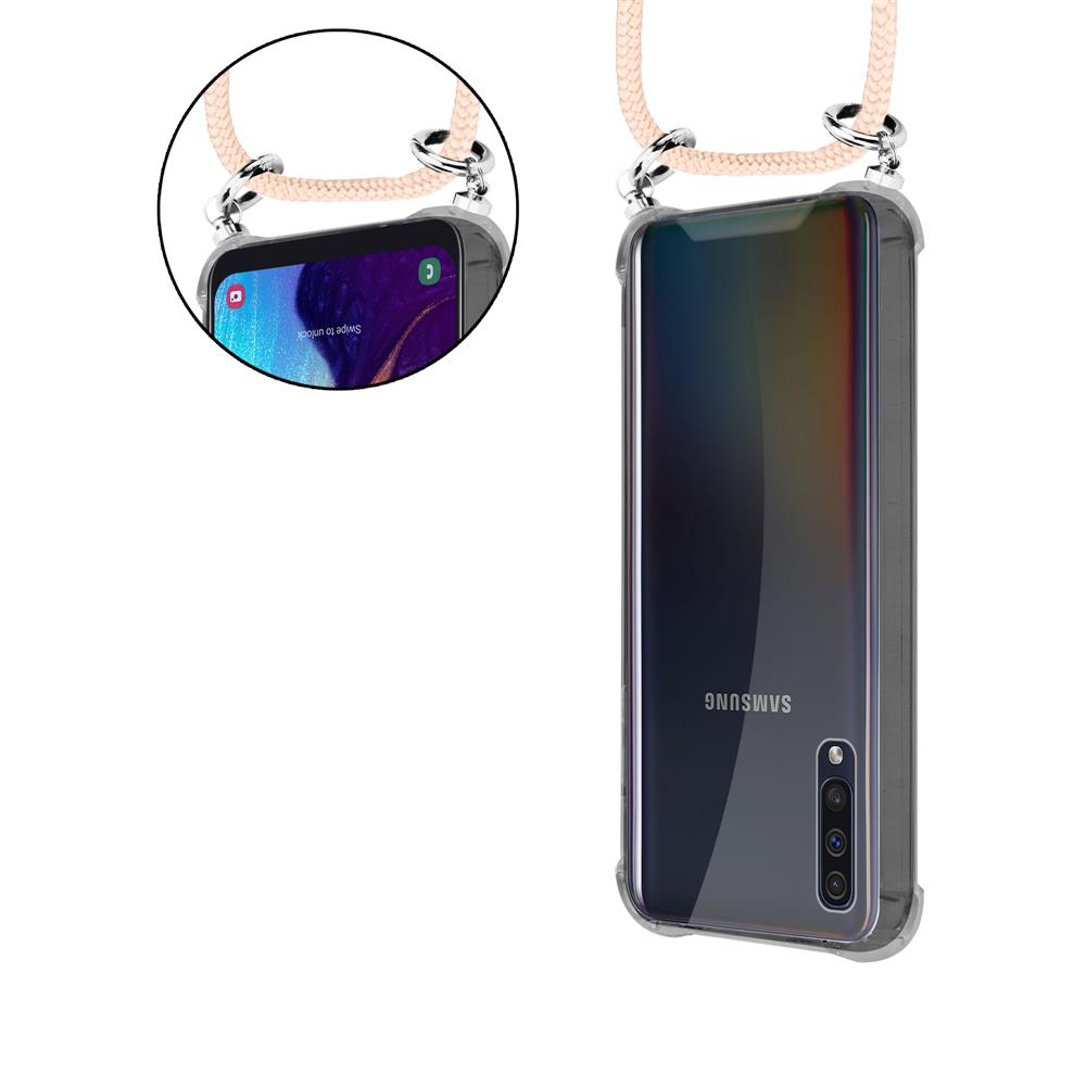 Klare Handyhülle mit beigem Riemen an einem Samsung-Handy, Vorder- und Rückansicht.