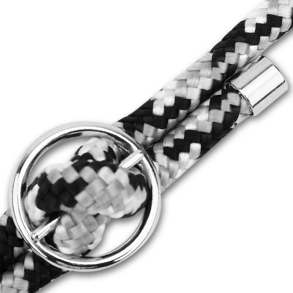 Corda intrecciata bianca e nera con anello e chiusura argentati.