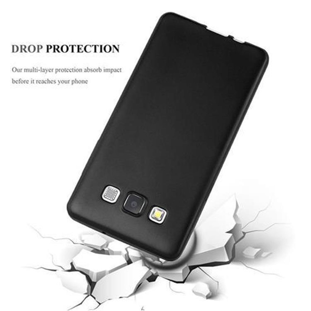 Cover nera per telefono cade su terreno crepato, per protezione.