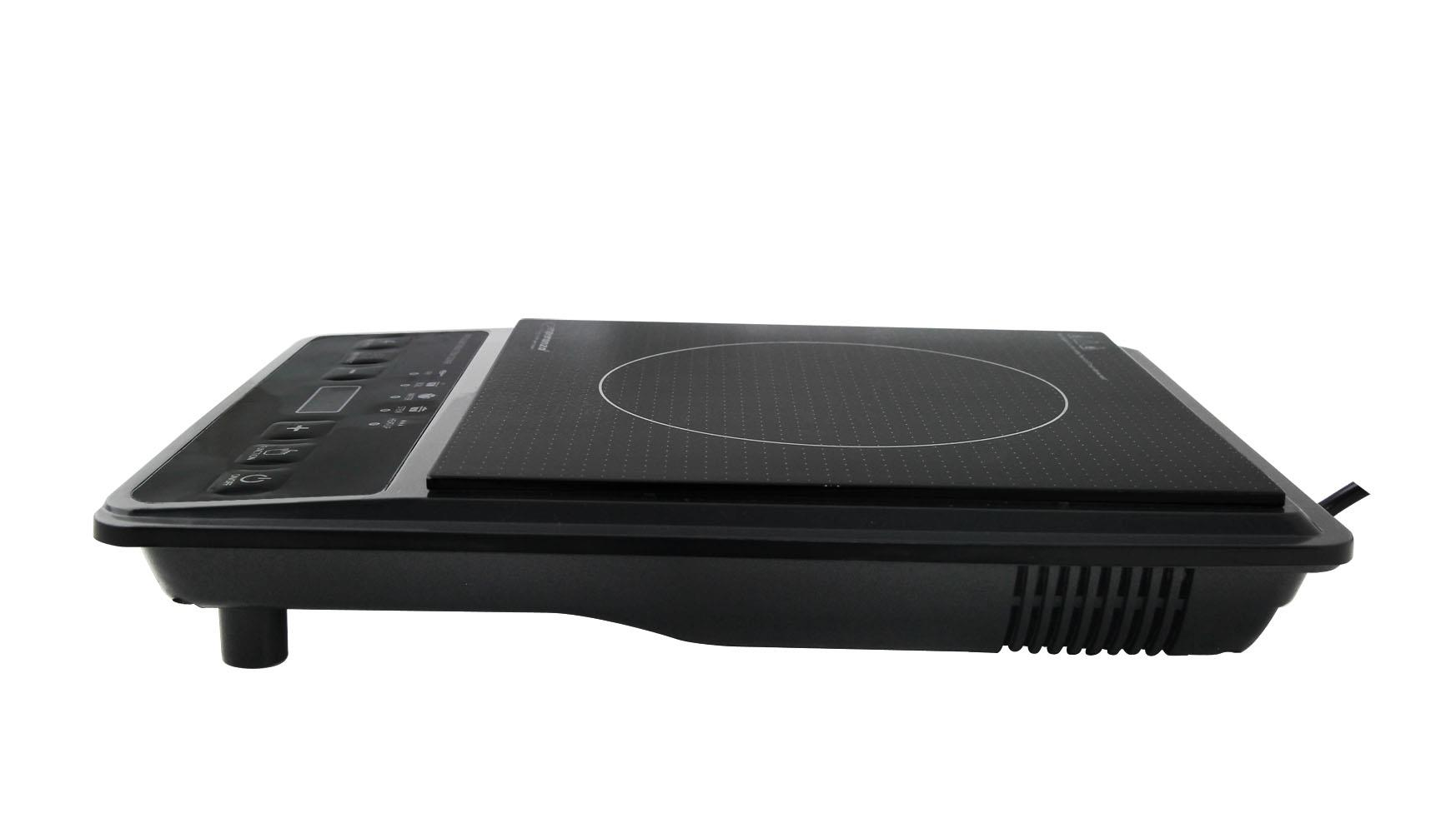 Czarna płyta indukcyjna z panelami dotykowymi i oznaczeniem strefy gotowania.