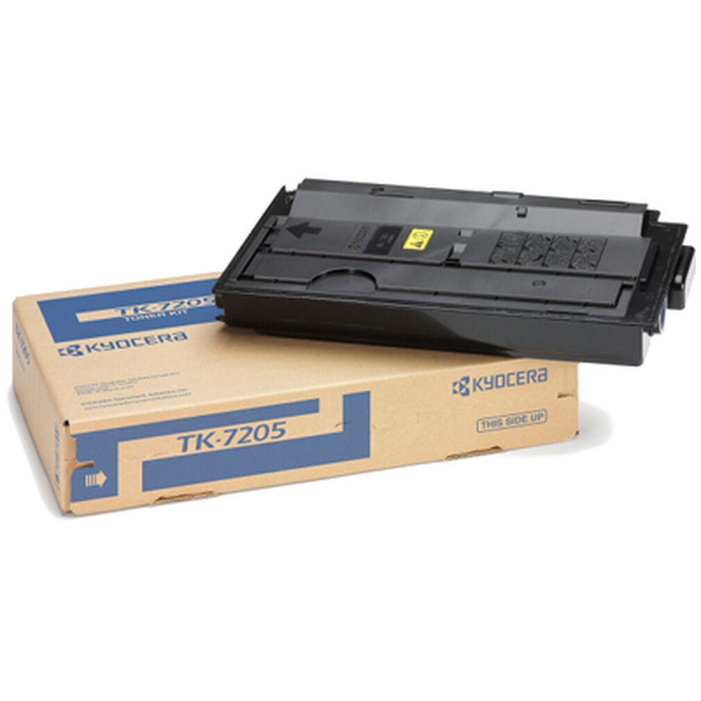 Czarny toner Kyocera TK-7205 na brązowym kartonie.