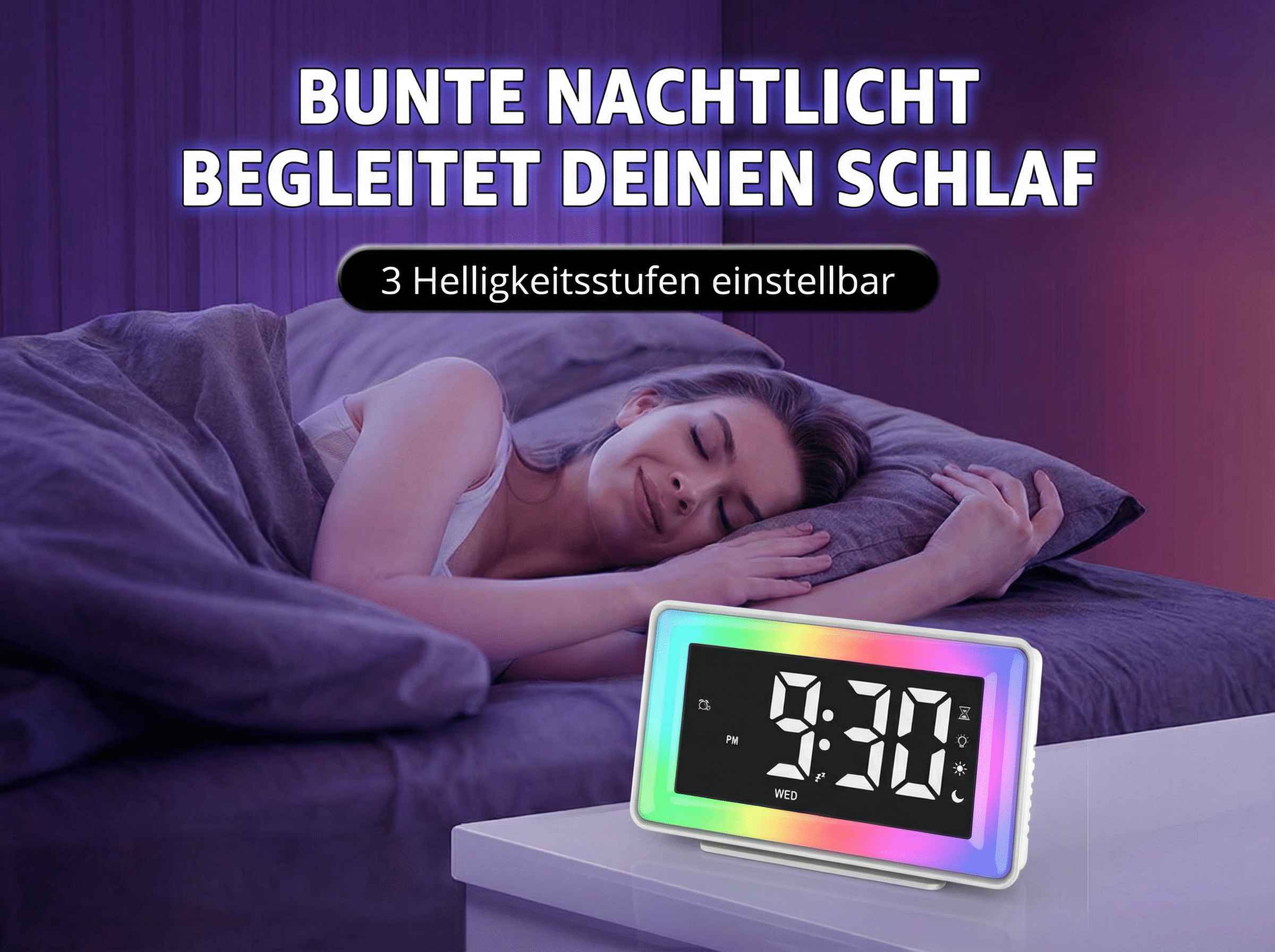 Eine Frau schläft, ein digitaler Wecker mit Farbwechsel auf dem Nachttisch.