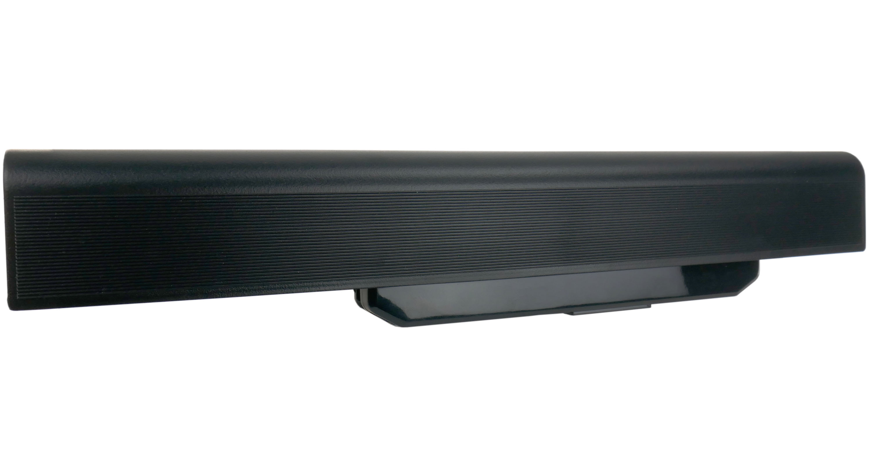 Czarna kolba karabinu z prążkowaną teksturą i błyszczącą czarną dolną częścią.