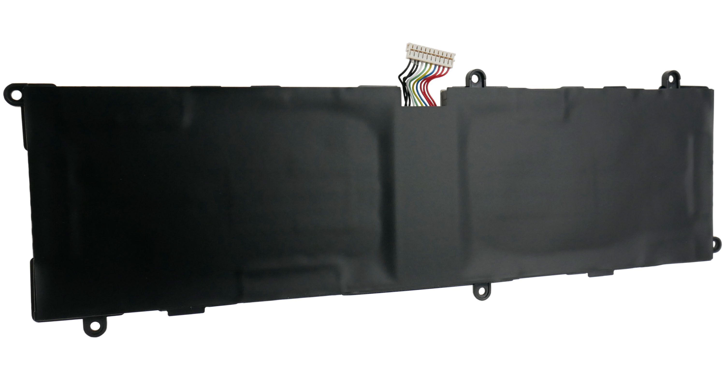 Czarna bateria do laptopa z przewodami i złączem.