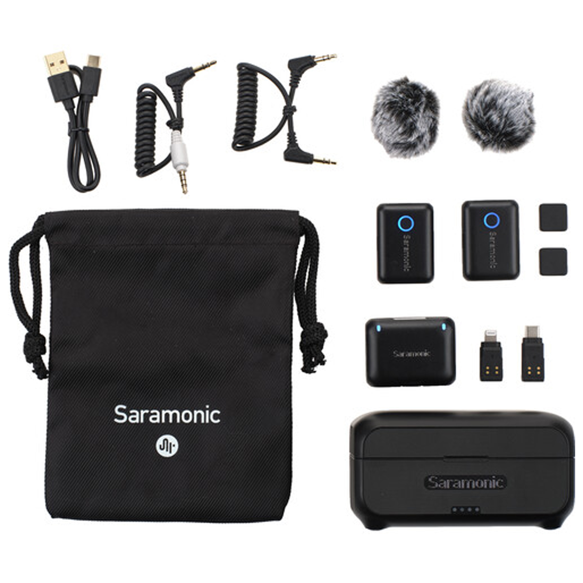 Accessori Saramonic: borsa, cavi, antivento microfono, trasmettitori, ricevitore e custodia di ricarica.