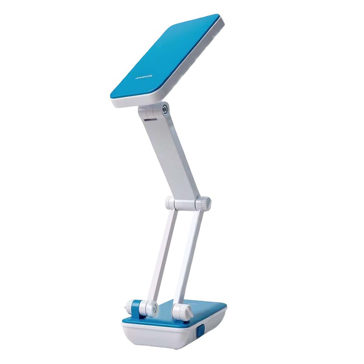Una lámpara de escritorio blanca y azul ajustable con brazo flexible sobre fondo blanco.