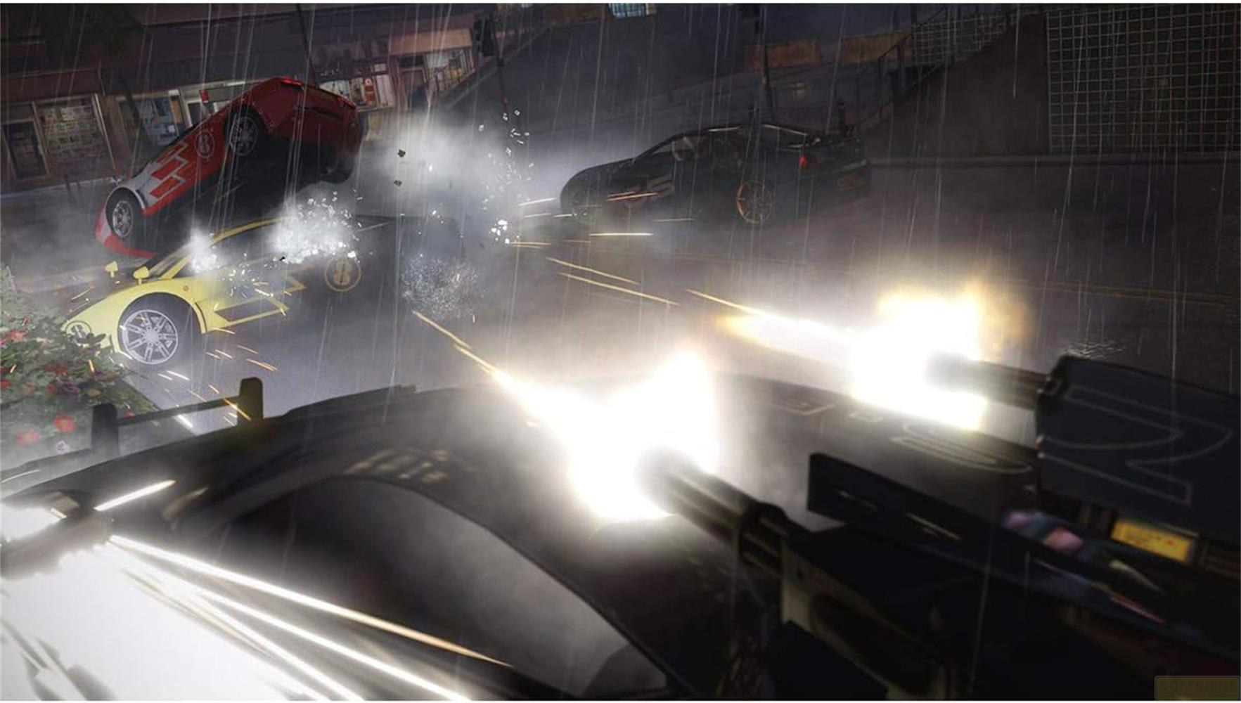 Accident de voiture nocturne avec tirs et pluie.