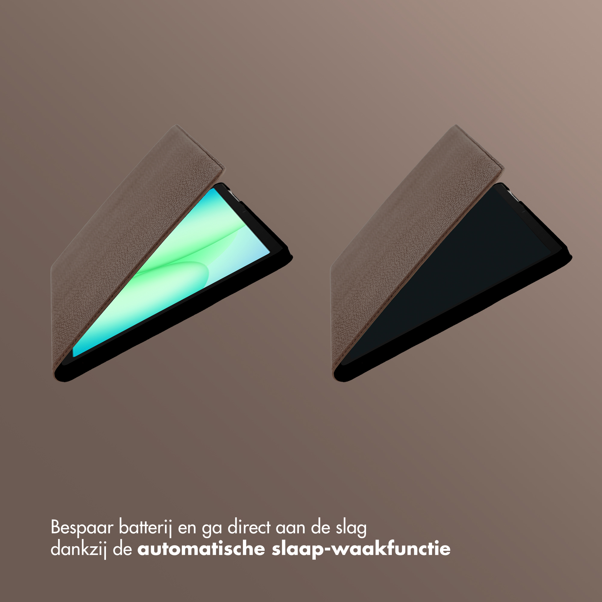 Deux tablettes avec des couvertures marron. L'une est ouverte montrant un écran lumineux.