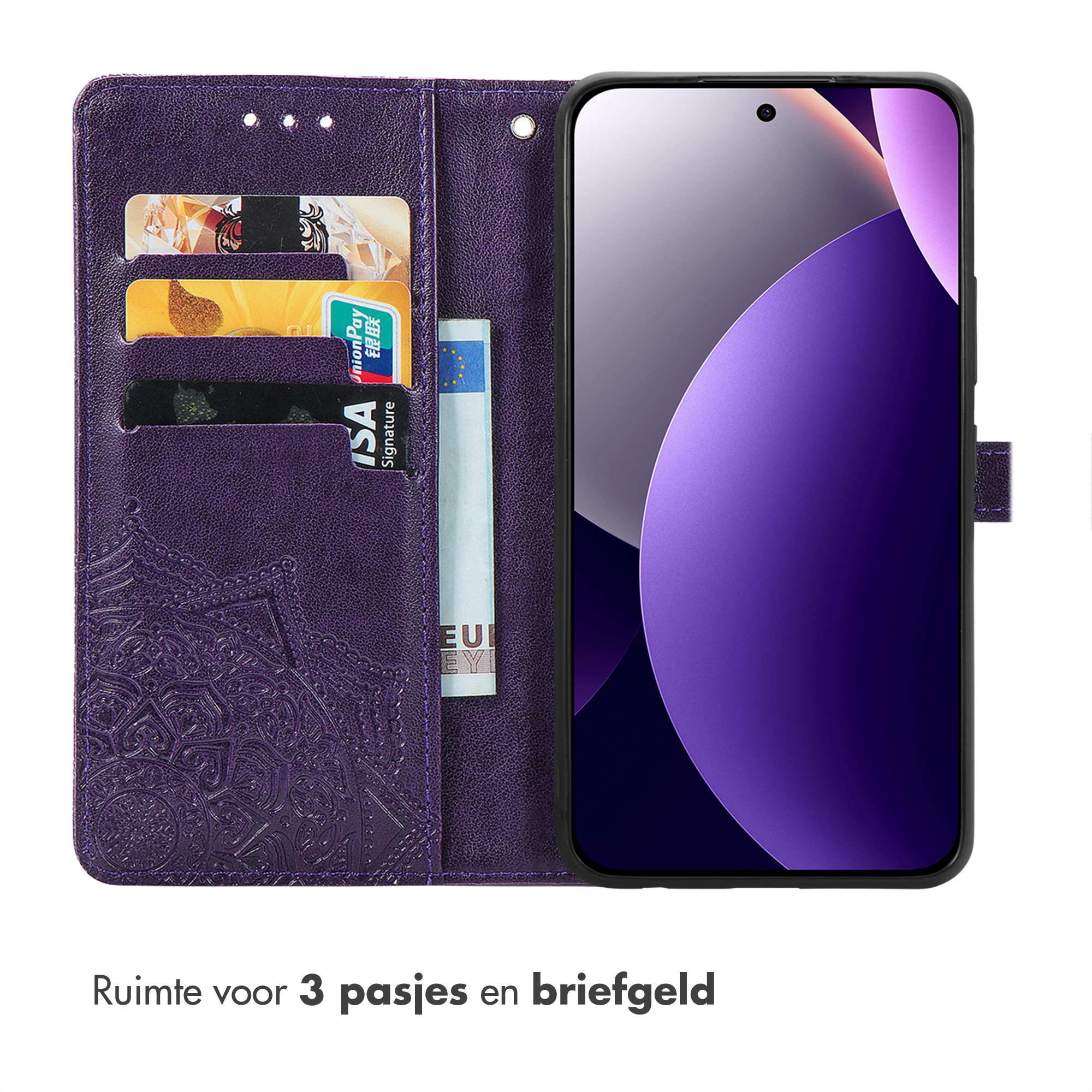Paarse telefoonhoes met kaarthouders en geldvak. Bevat kaarten en geld.