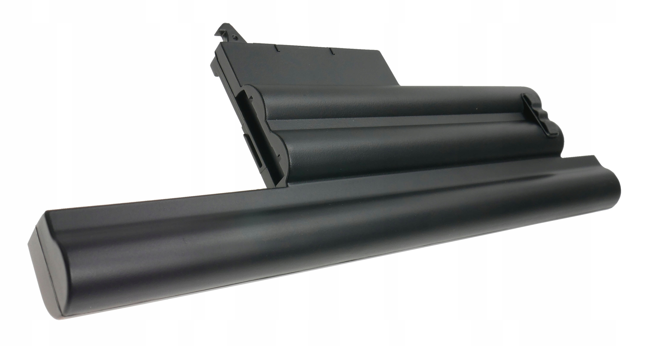 Czarna bateria do laptopa o zakrzywionym kształcie, na białym tle.