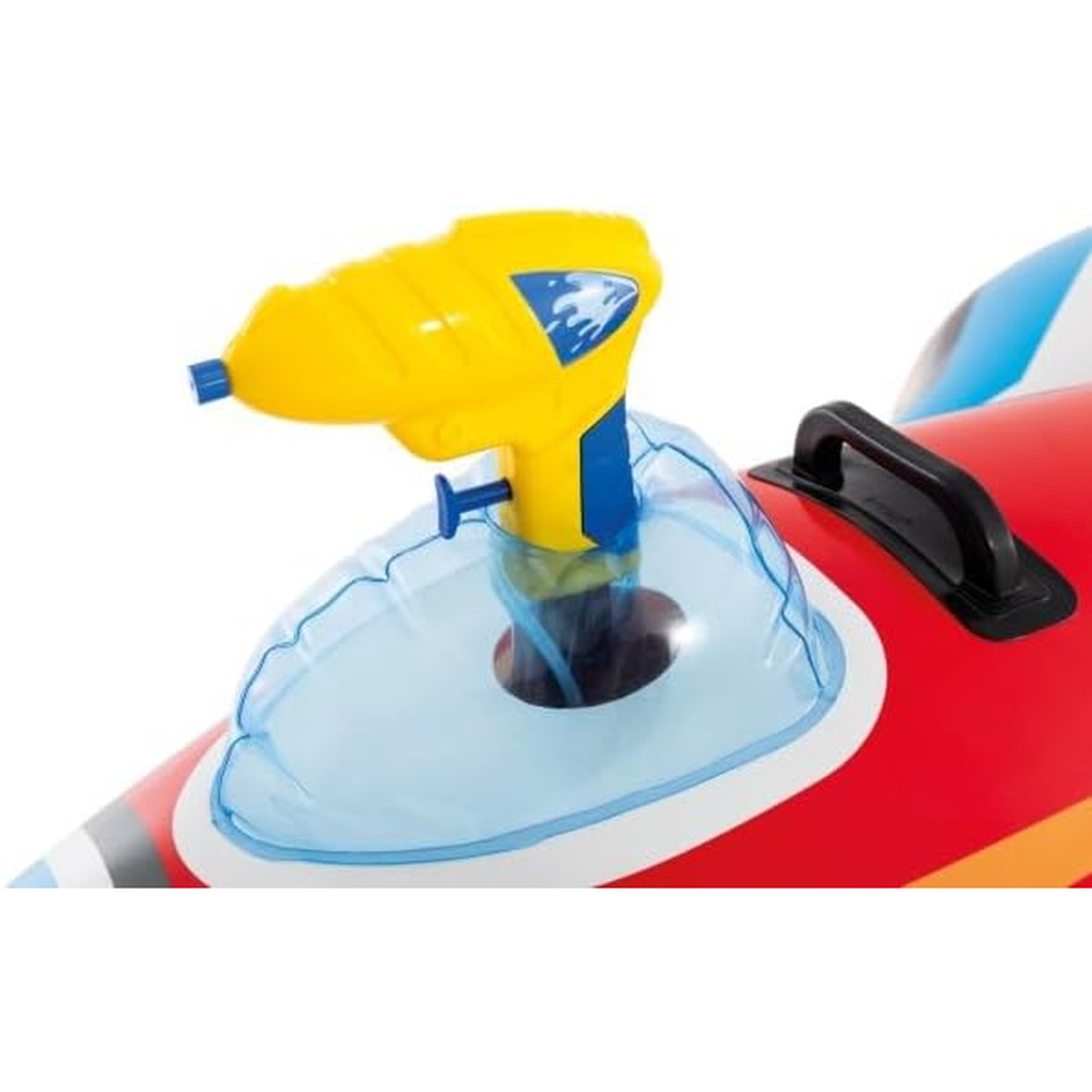 Gelbe Wasserpistole auf rotem Flugzeug-Schwimmtier mit transparentem Cockpit.