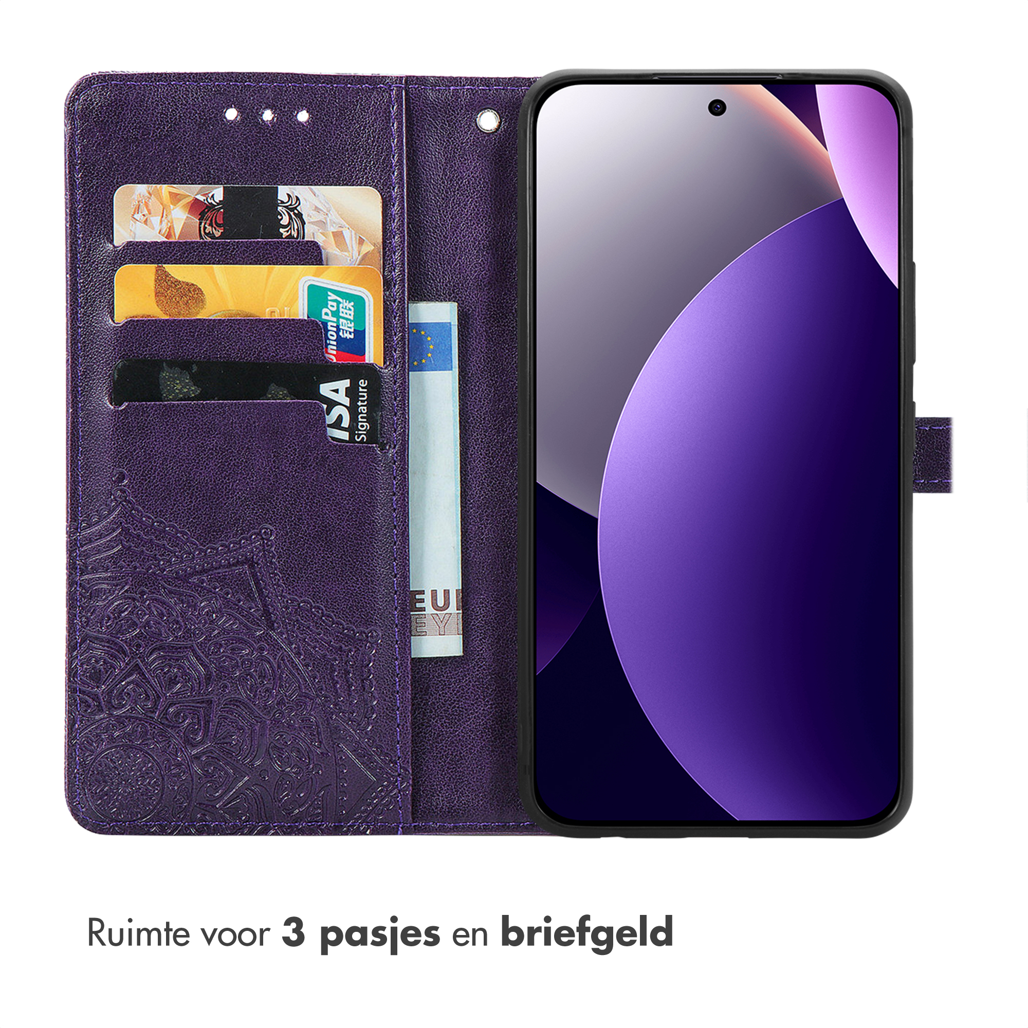 Étui de téléphone violet avec fentes pour cartes, trois cartes et un billet.