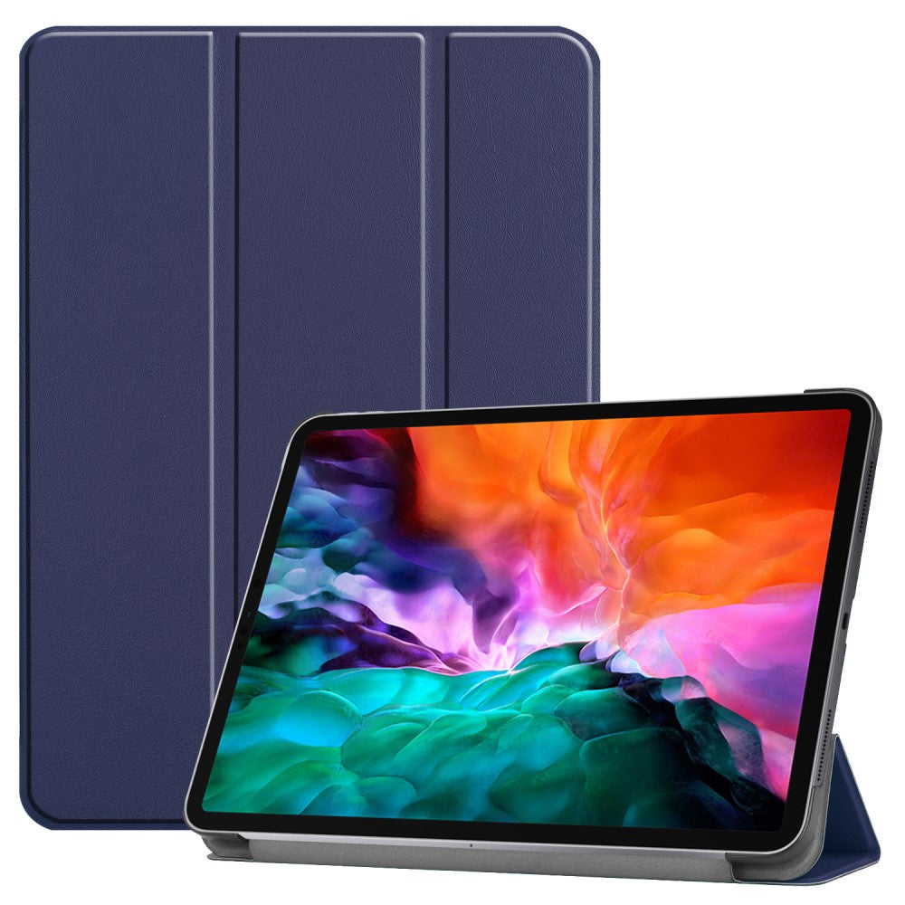 Dunkelblauer Tablet-Ständer mit aufgeschlagenem Tablet, das ein farbenfrohes Hintergrundbild anzeigt.