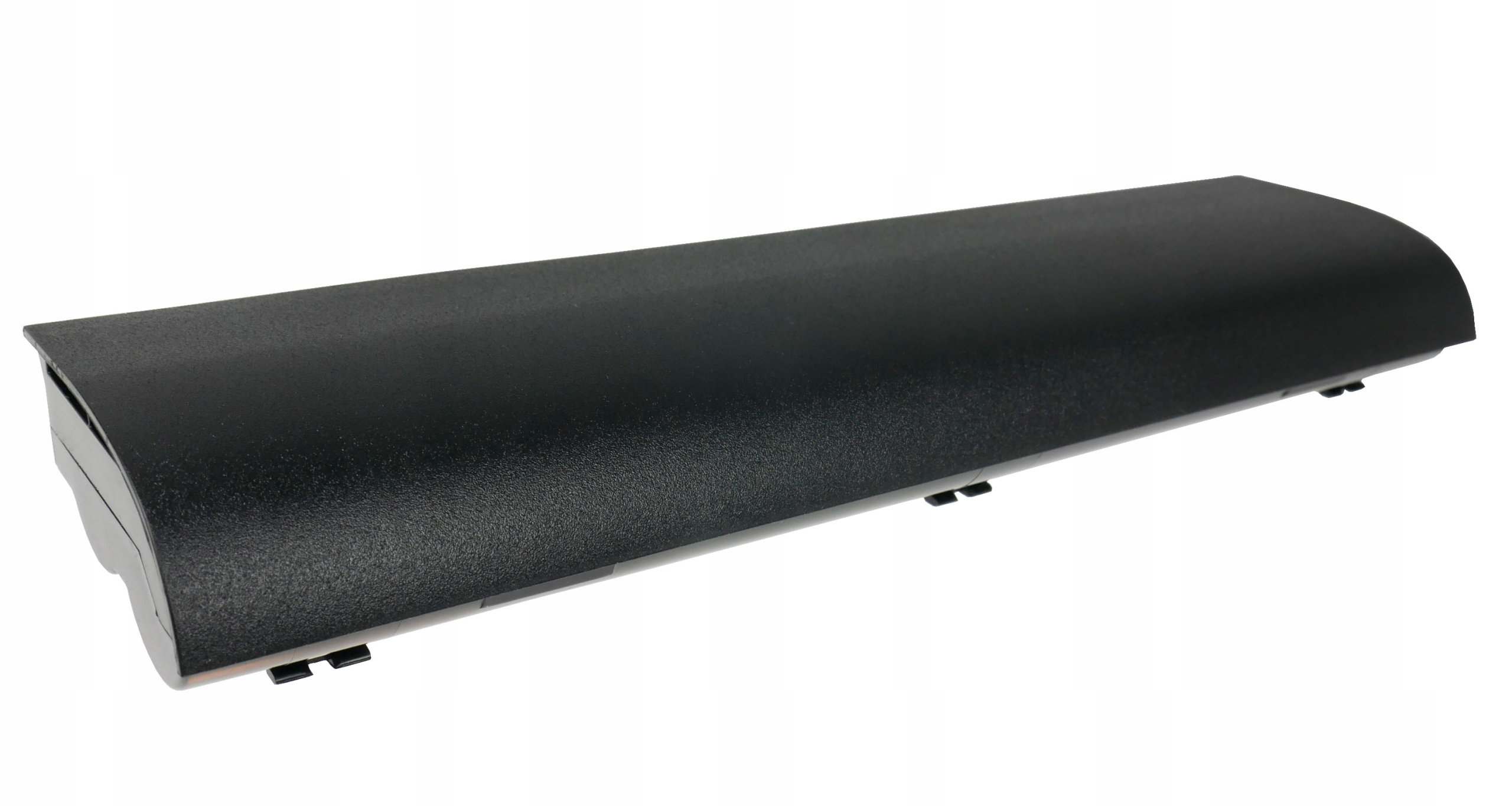 Czarna bateria do laptopa z lekko zakrzywioną powierzchnią.