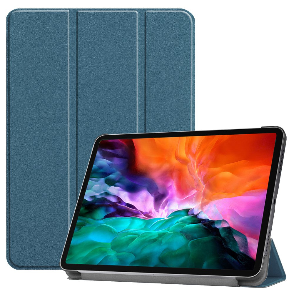 Blauer Tablet-Ständer mit einem Tablet, das ein buntes Hintergrundbild anzeigt.