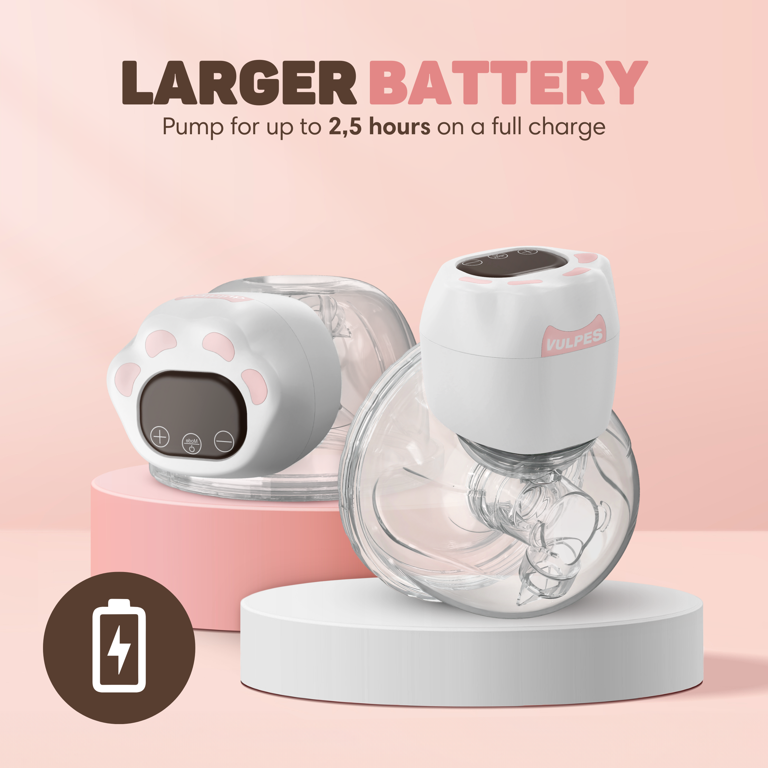 Twee witte borstkolven met roze accenten op sokkels, met batterij-icoon.