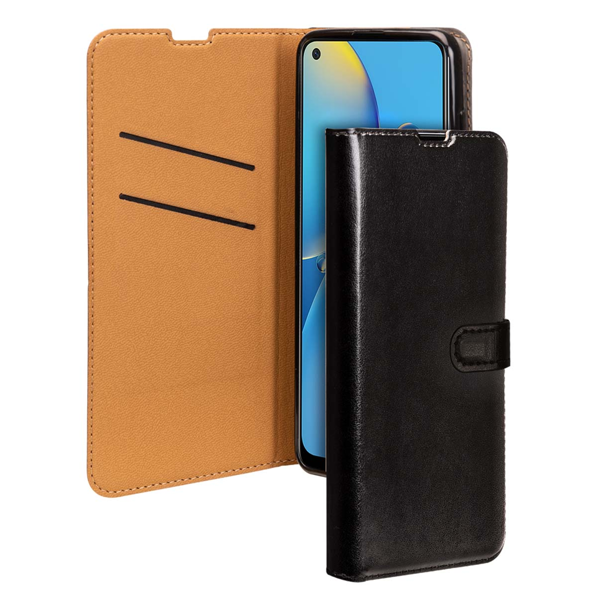 Uno smartphone nero in una custodia a portafoglio marrone aperta con due slot.