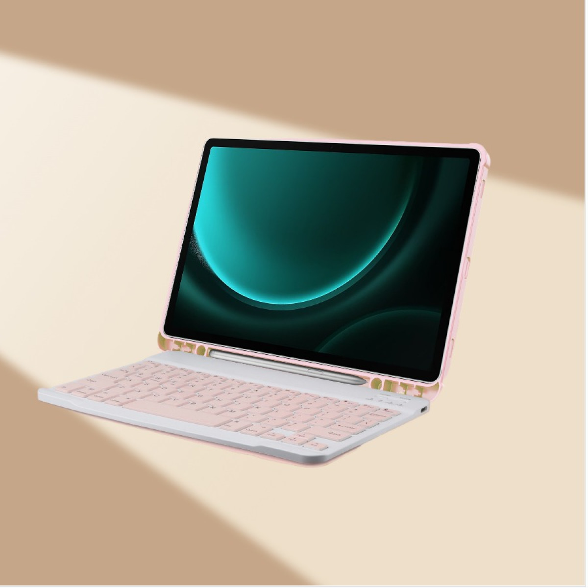 Różowy tablet z klawiaturą, rysikiem i zieloną tapetą.