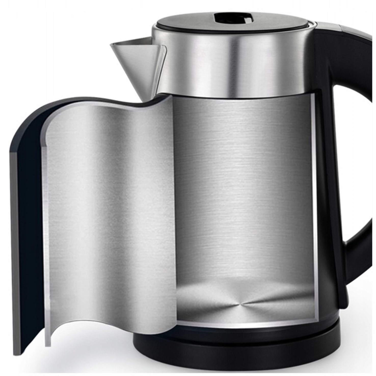 Widok przekroju srebrnego czajnika elektrycznego z czarną rączką i podstawą.
