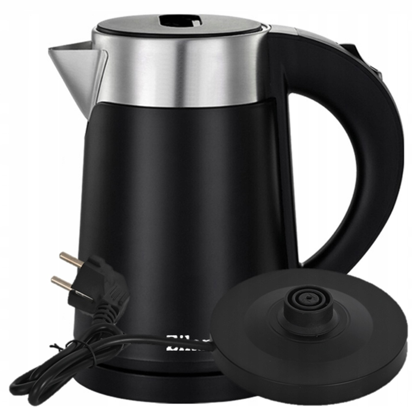 Czajnik elektryczny czarny z srebrną górą i rączką stoi na białym tle.