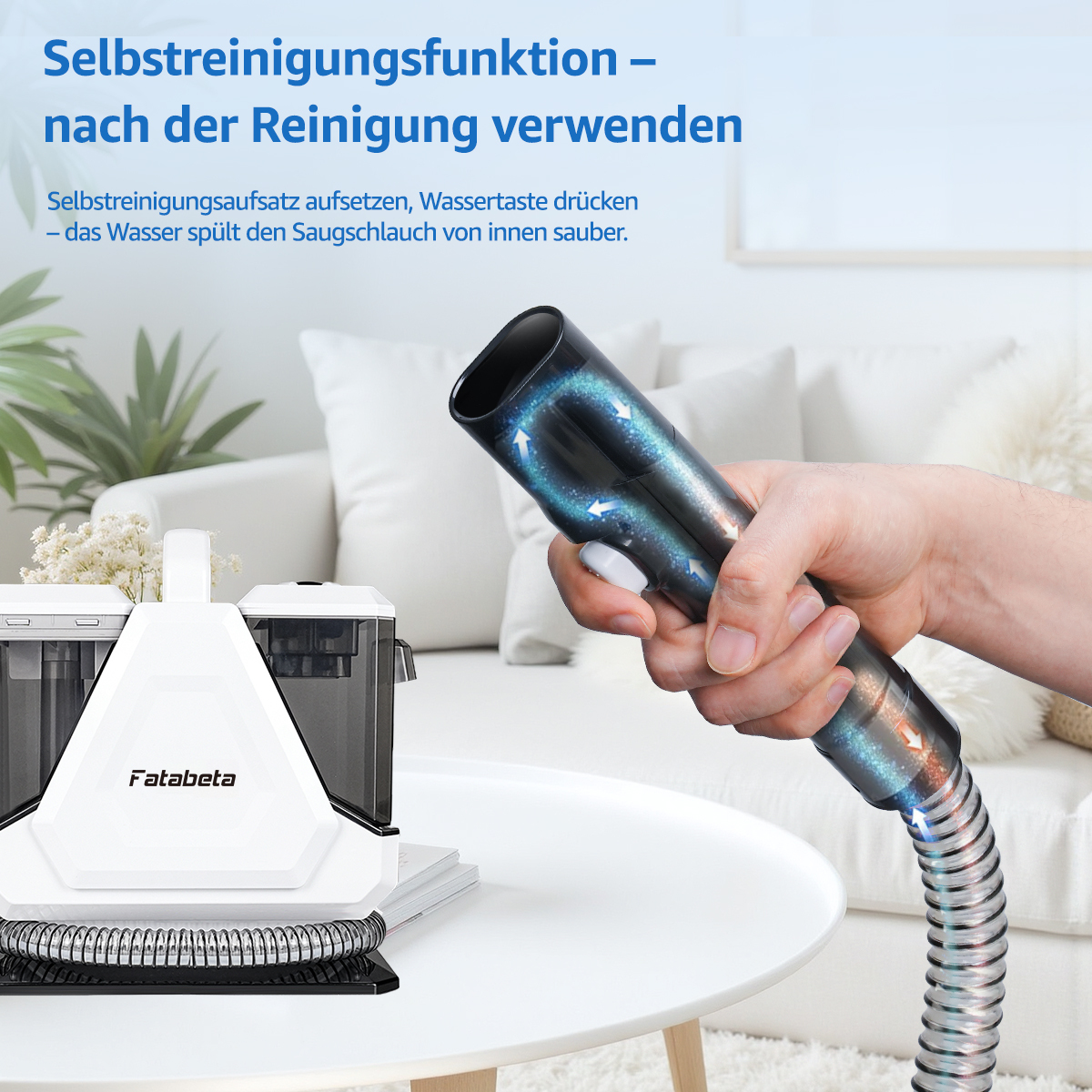 Ein Schlauch mit Pfeilen wird von einer Hand gehalten; daneben ein weißes Gerät.