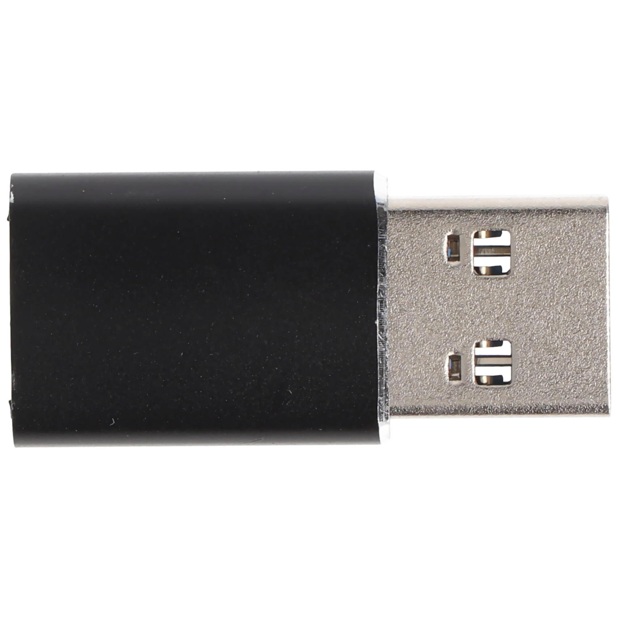 Een zwarte USB-C adapter met zilveren metalen connector en zichtbare pinnen.