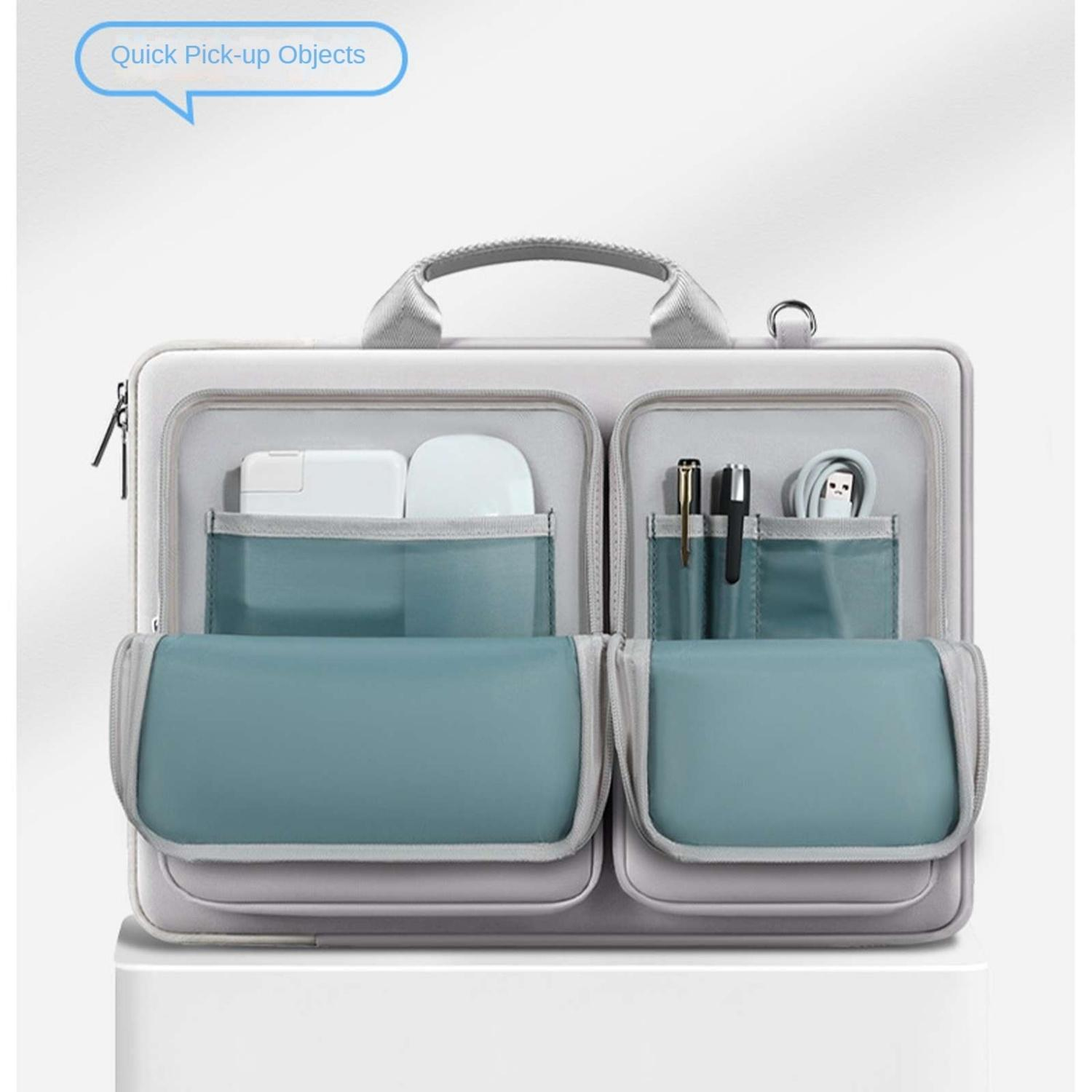 Grauer Tasche mit blauen Fächern, gefüllt mit Ladegeräten und Stiften.