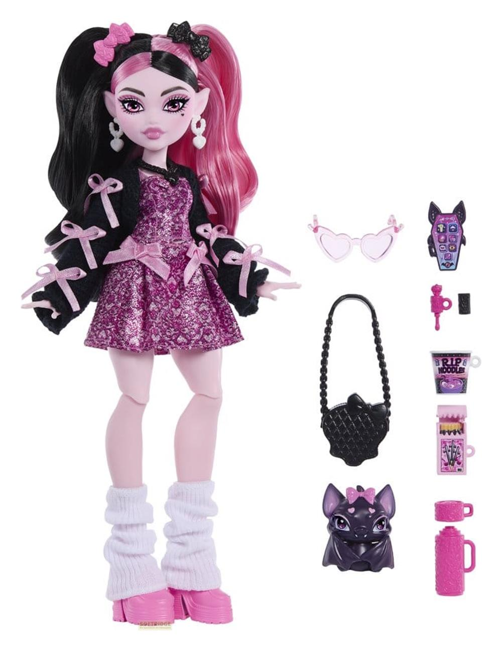 Monster High Puppe mit schwarzer und pinker Frisur, pinkem Kleid, schwarzer Jacke und Accessoires.