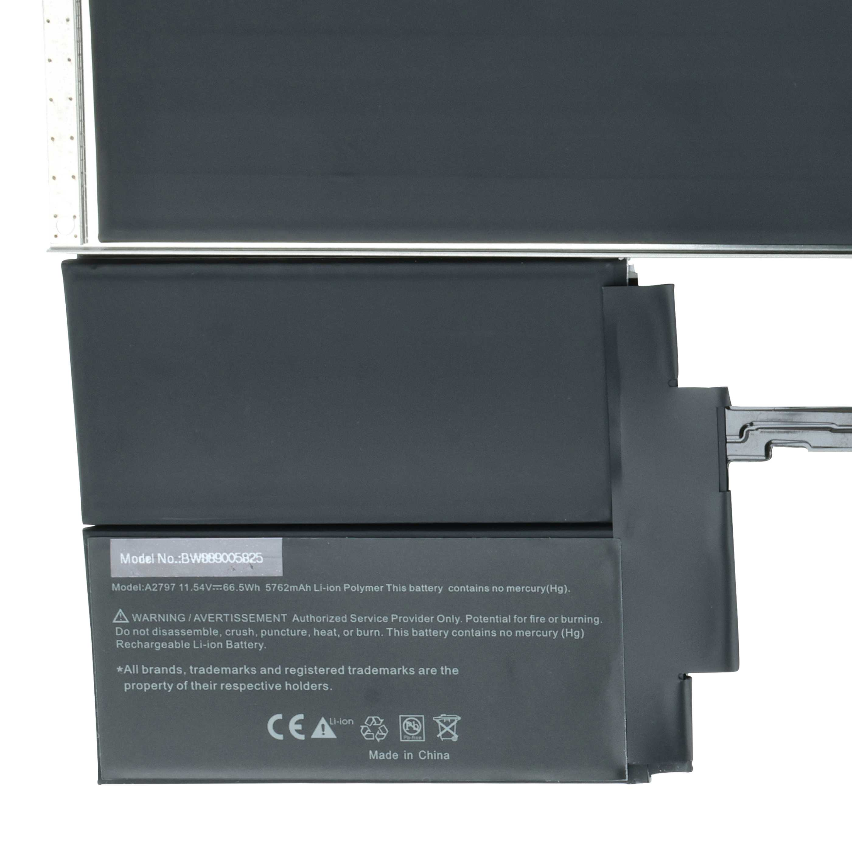 Ein grauer Li-Ion-Akku mit Modellnummer BW889005825, Made in China.