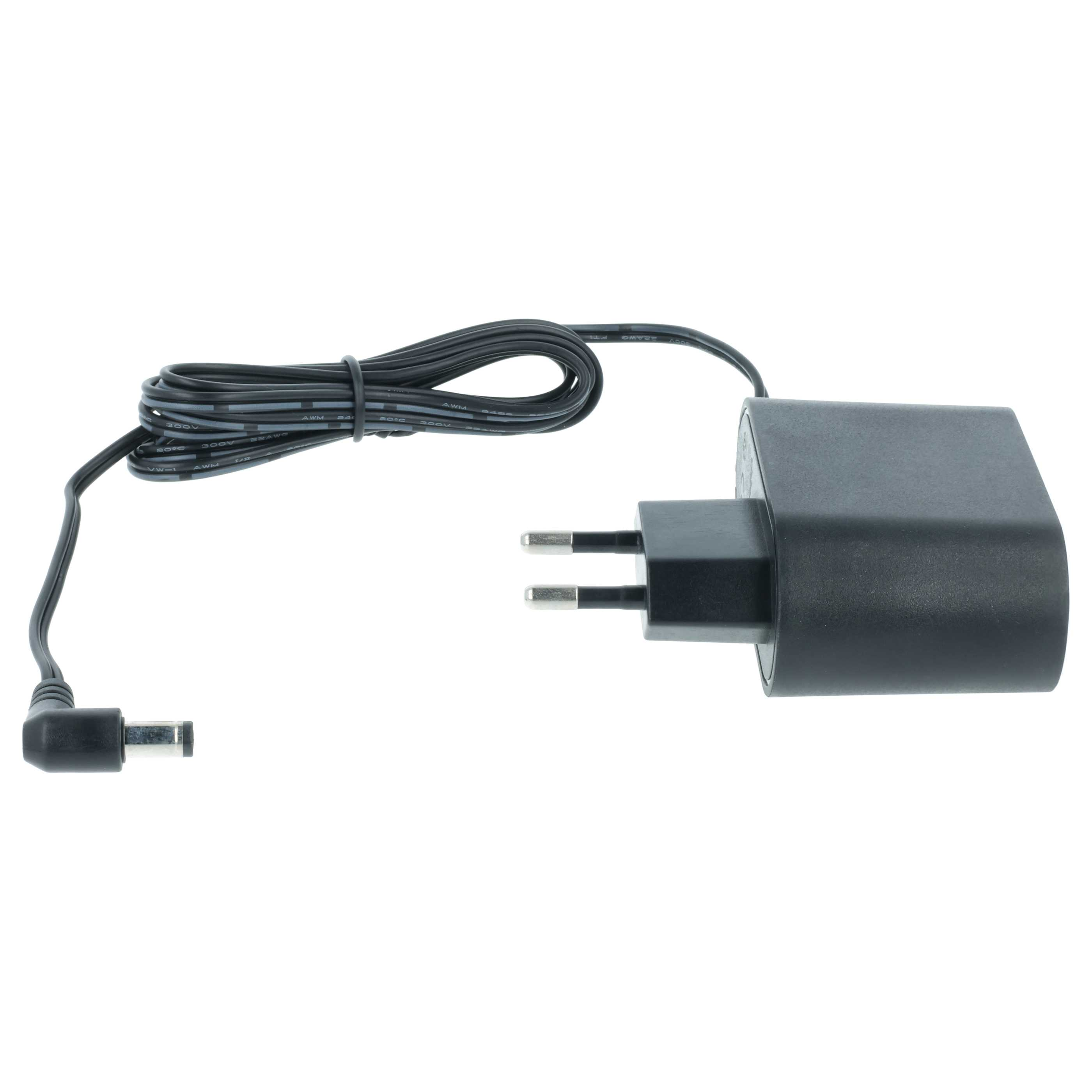 Schwarzes Netzteil mit Kabel und Eurostecker.