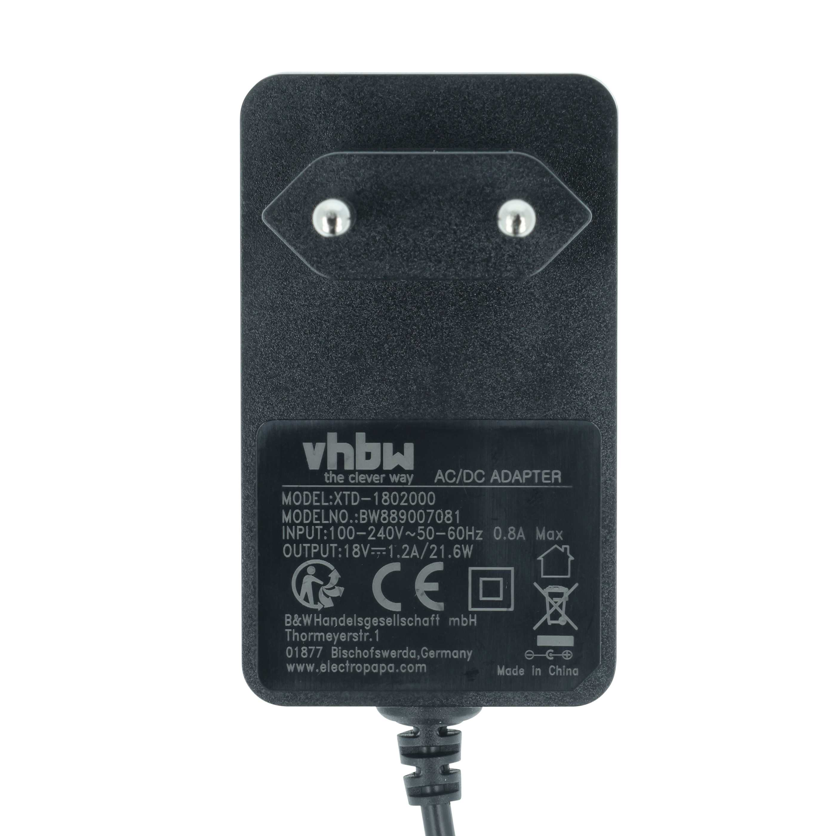 Schwarzer Netzadapter mit EU-Stecker, Beschriftung mit Modellnummer und technischen Daten.