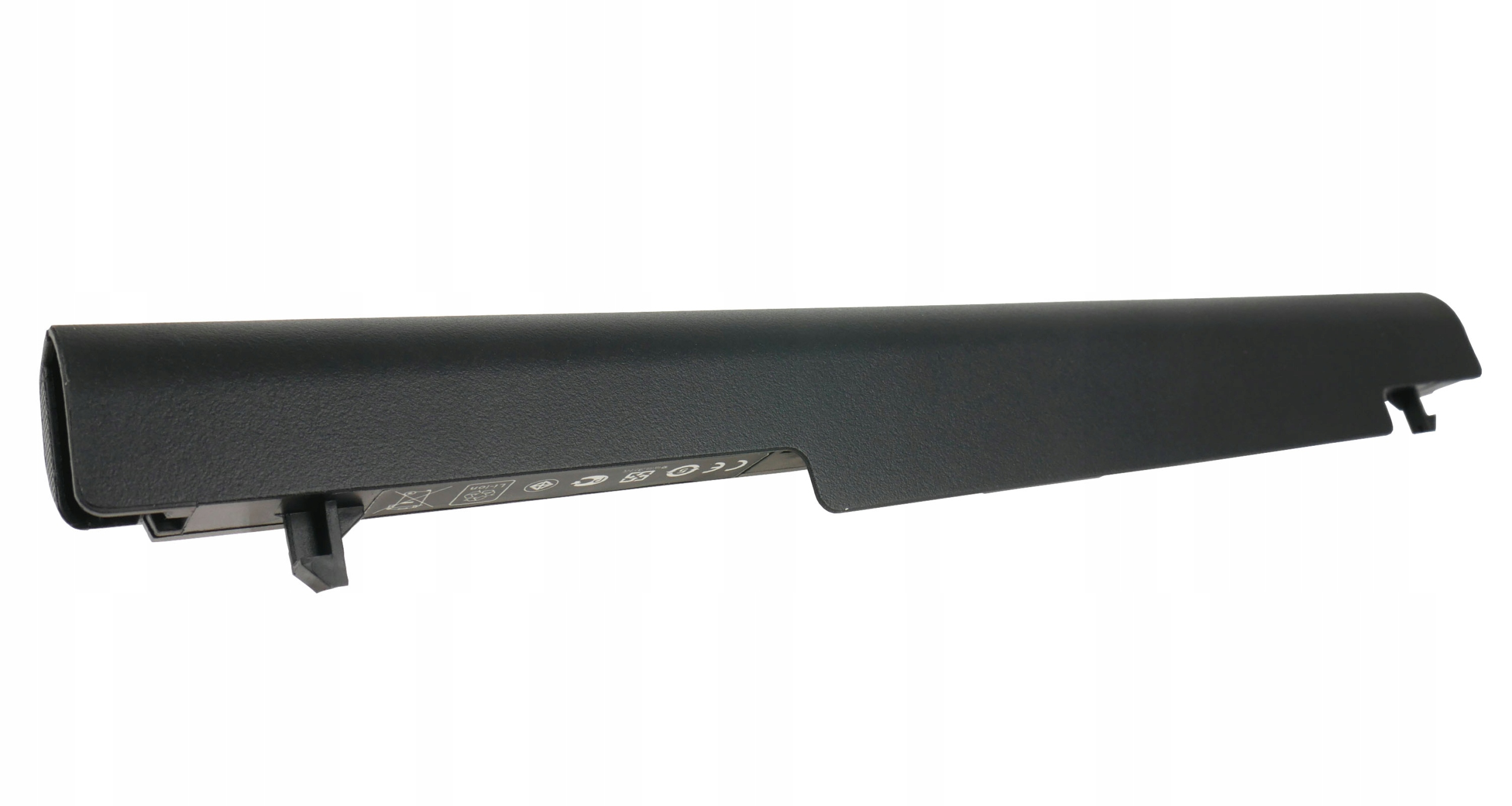 Czarna bateria do laptopa z symbolami CE i recyklingu.