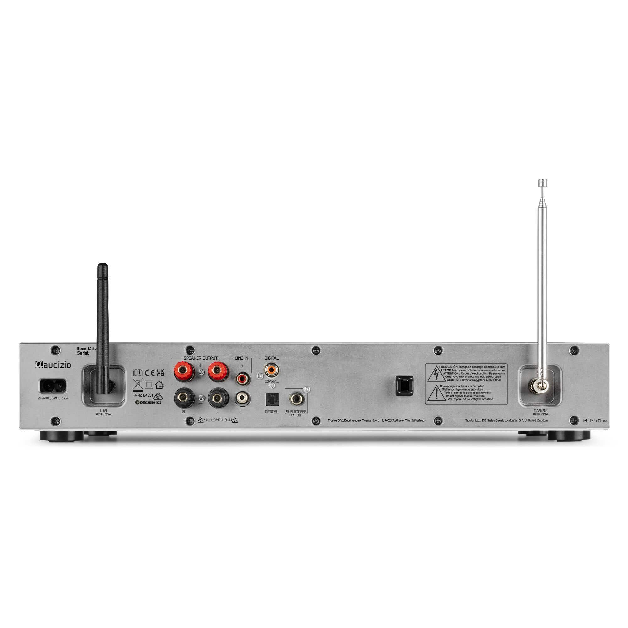 Vista trasera de un dispositivo Audizio plateado con puertos como salida de altavoz, entrada de línea, digital.
