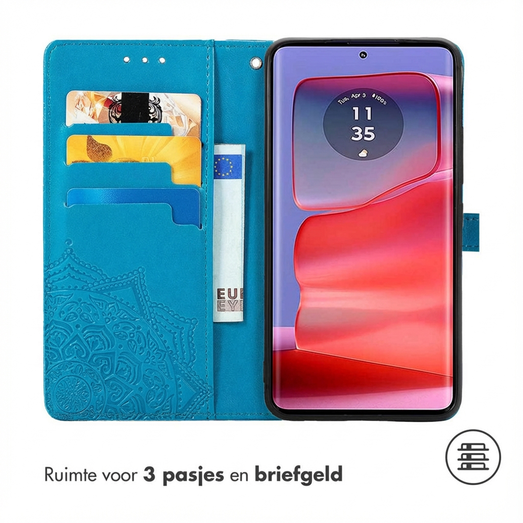 Een blauwe telefoonhoes met kaarthouders en een telefoon met rood scherm.