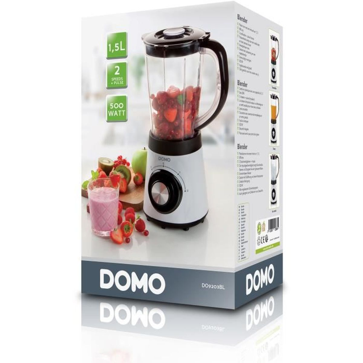 Un frullatore DOMO bianco con caraffa in vetro da 1,5L piena di fragole.